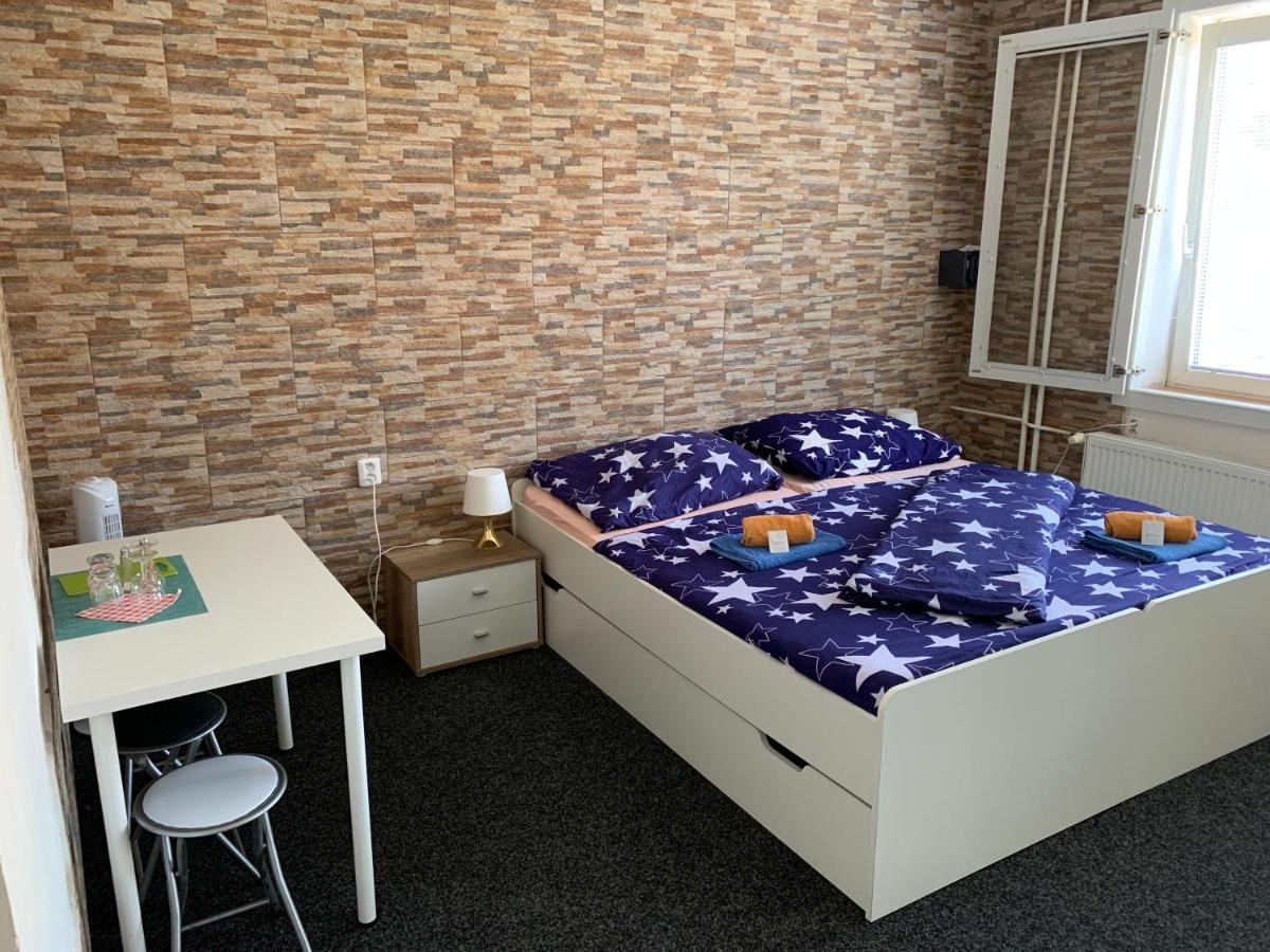 Hotel Zlata-Era Ostrawa Zewnętrze zdjęcie